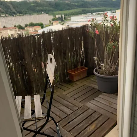 Pansiyon Chambre Confortable Vienne (Isere)